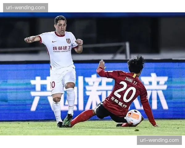 深度报道：回顾2025赛季，高位压迫如何帮助成都蓉城创造黑马奇迹